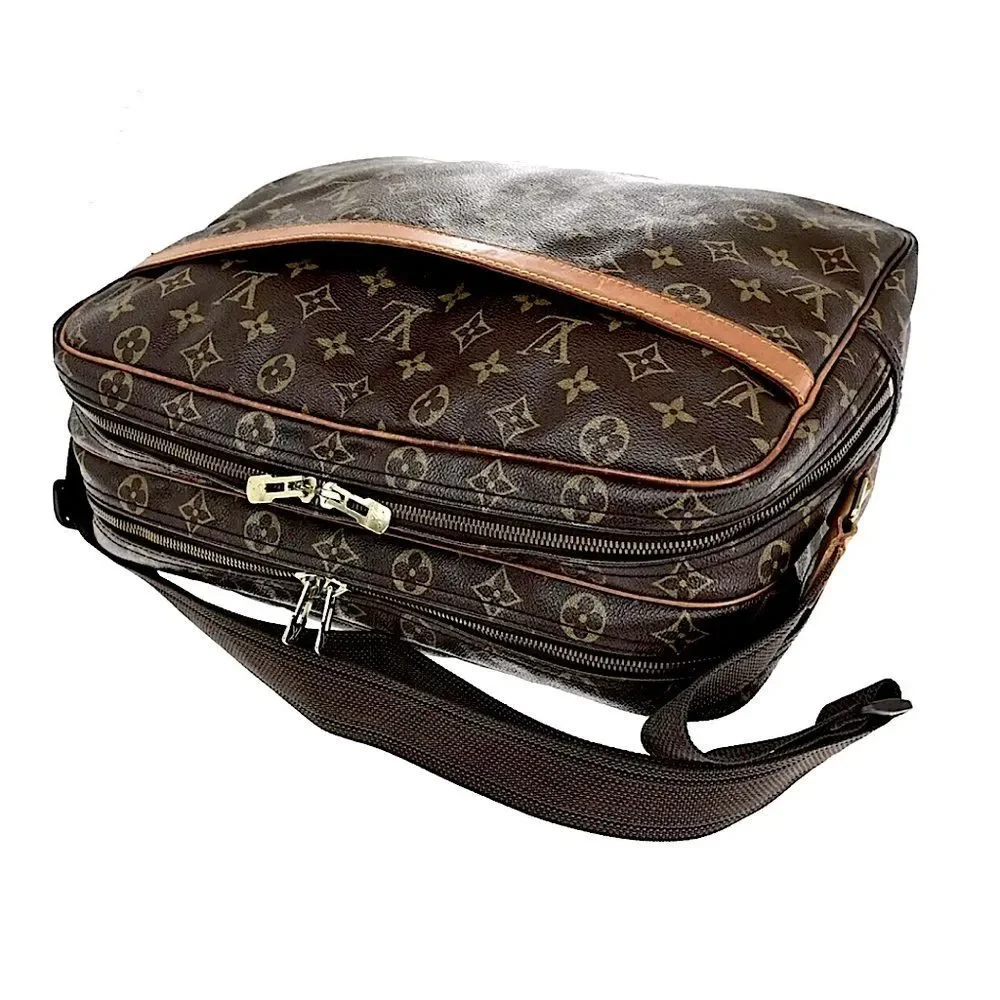 LOUIS VUITTON Reporter Monogram Messenger Bag GM LV Dust Bag & COA Authentic